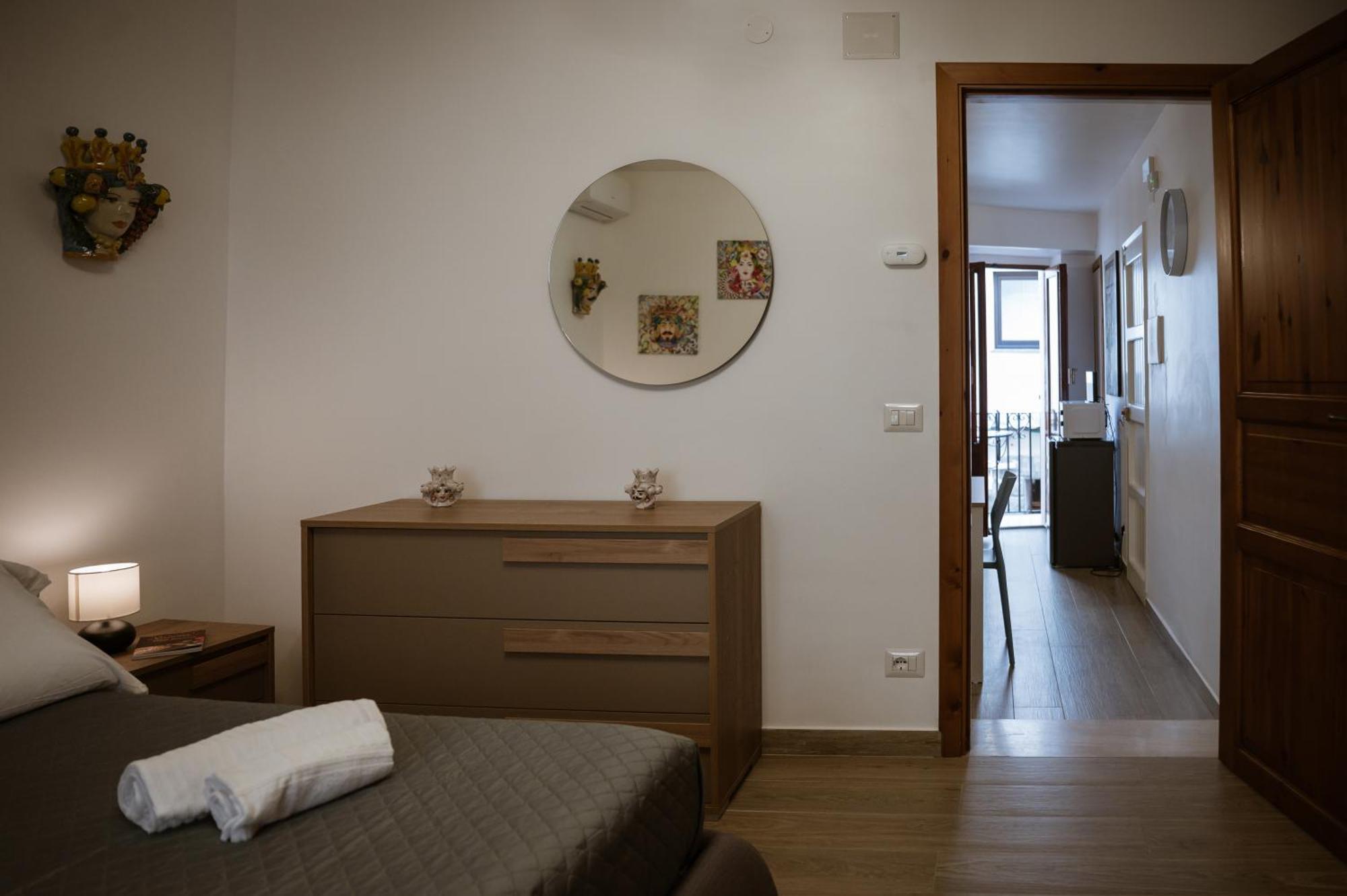 Cortilia Holiday House Cefalu Exterior photo